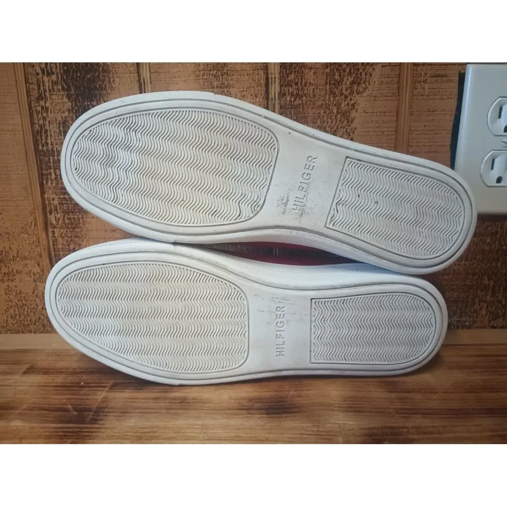 Tommy Hilfiger TWSPRUCE3‎ Womens Sneaker- Red and White Canvas 8M Lace Up